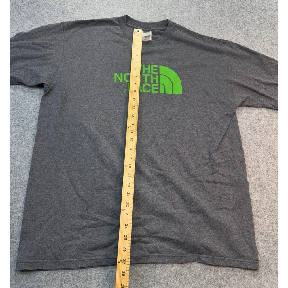 The North Face Men's Graphic Logo T-Shirt Gray Green Cotton Blend Size L‎